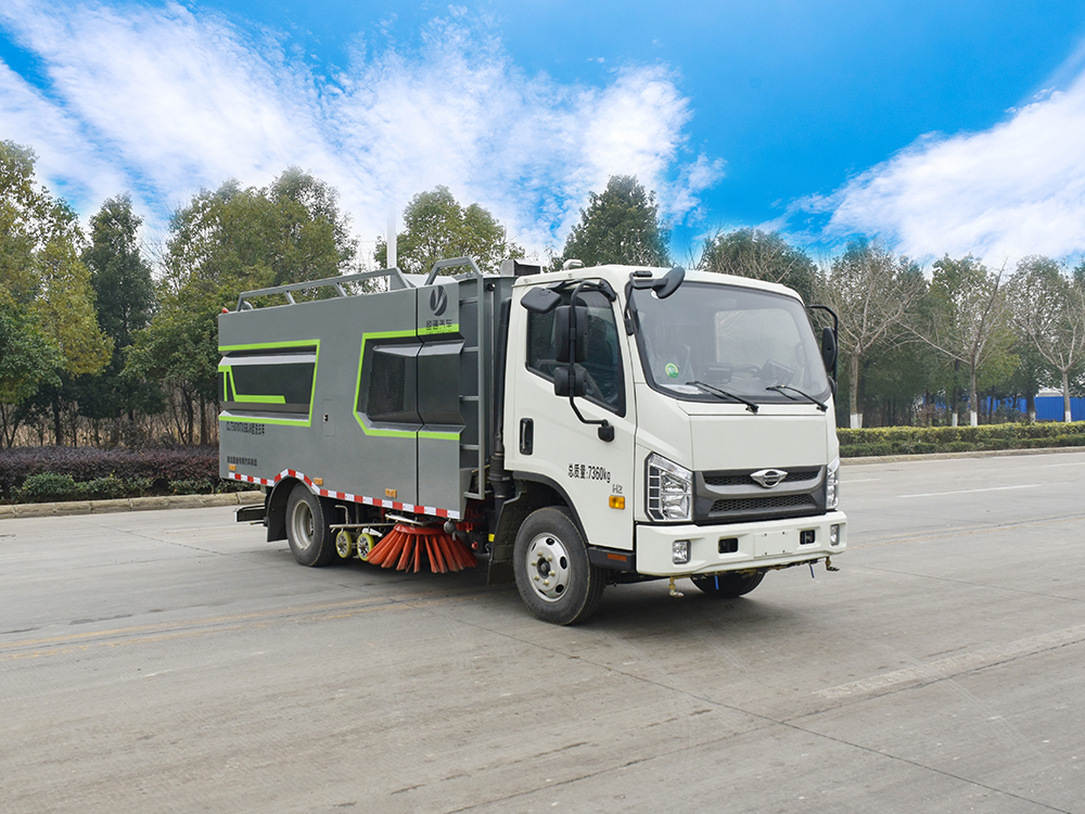 CLT5070TXSBJ6洗掃車