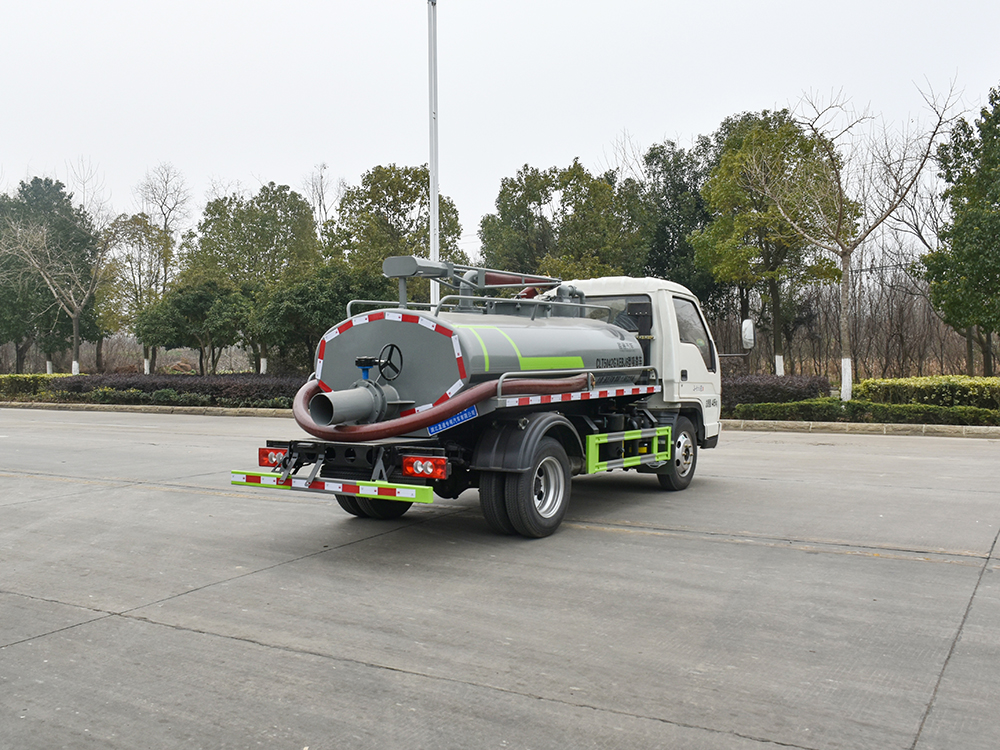 CLT5042GXEBJ6吸糞車