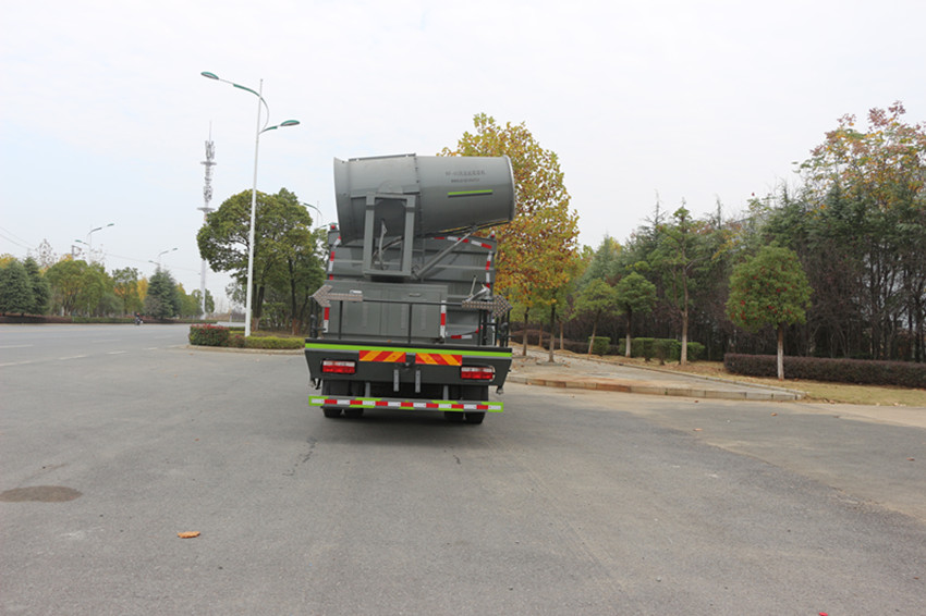 程力威牌多功能抑塵車-東風(fēng)D9霧炮 灑水車